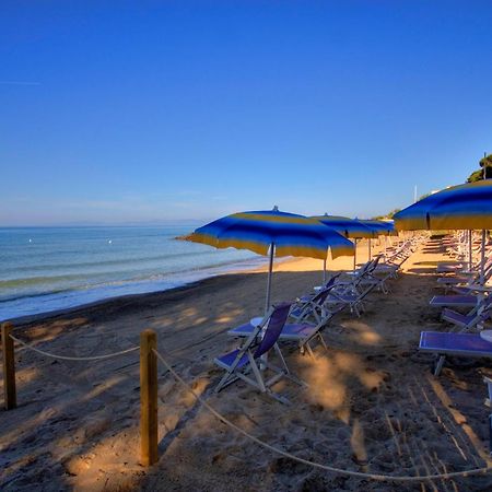 Villaggio Il Girasole Фоллоніка Екстер'єр фото