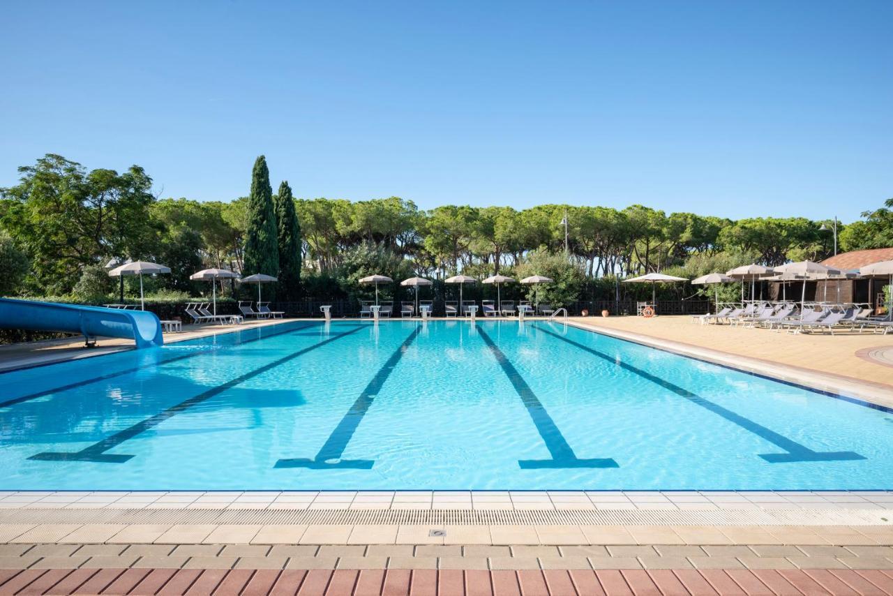 Villaggio Il Girasole Фоллоніка Екстер'єр фото
