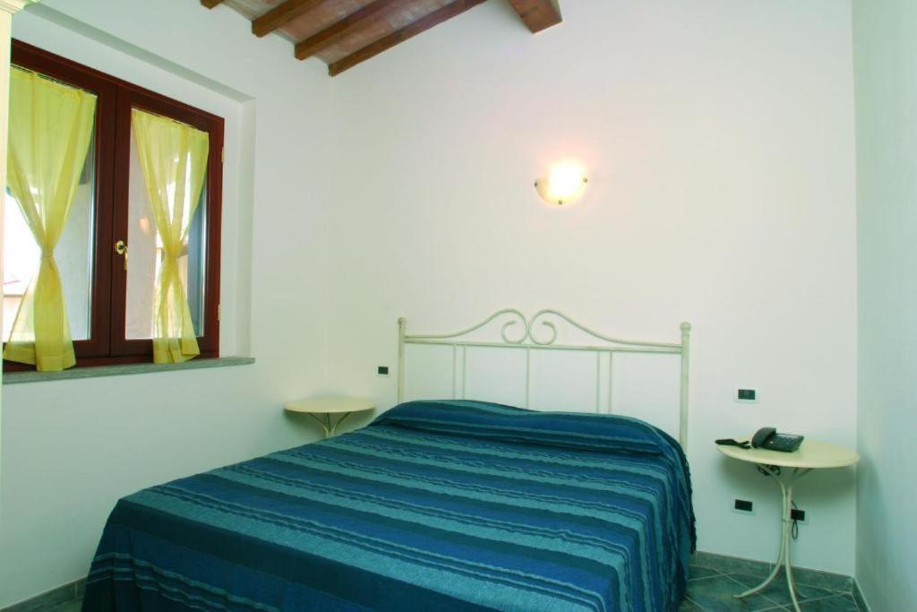 Villaggio Il Girasole Фоллоніка Екстер'єр фото