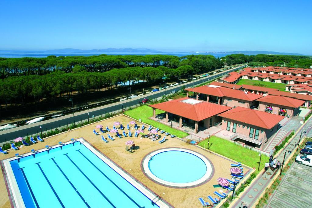 Villaggio Il Girasole Фоллоніка Екстер'єр фото